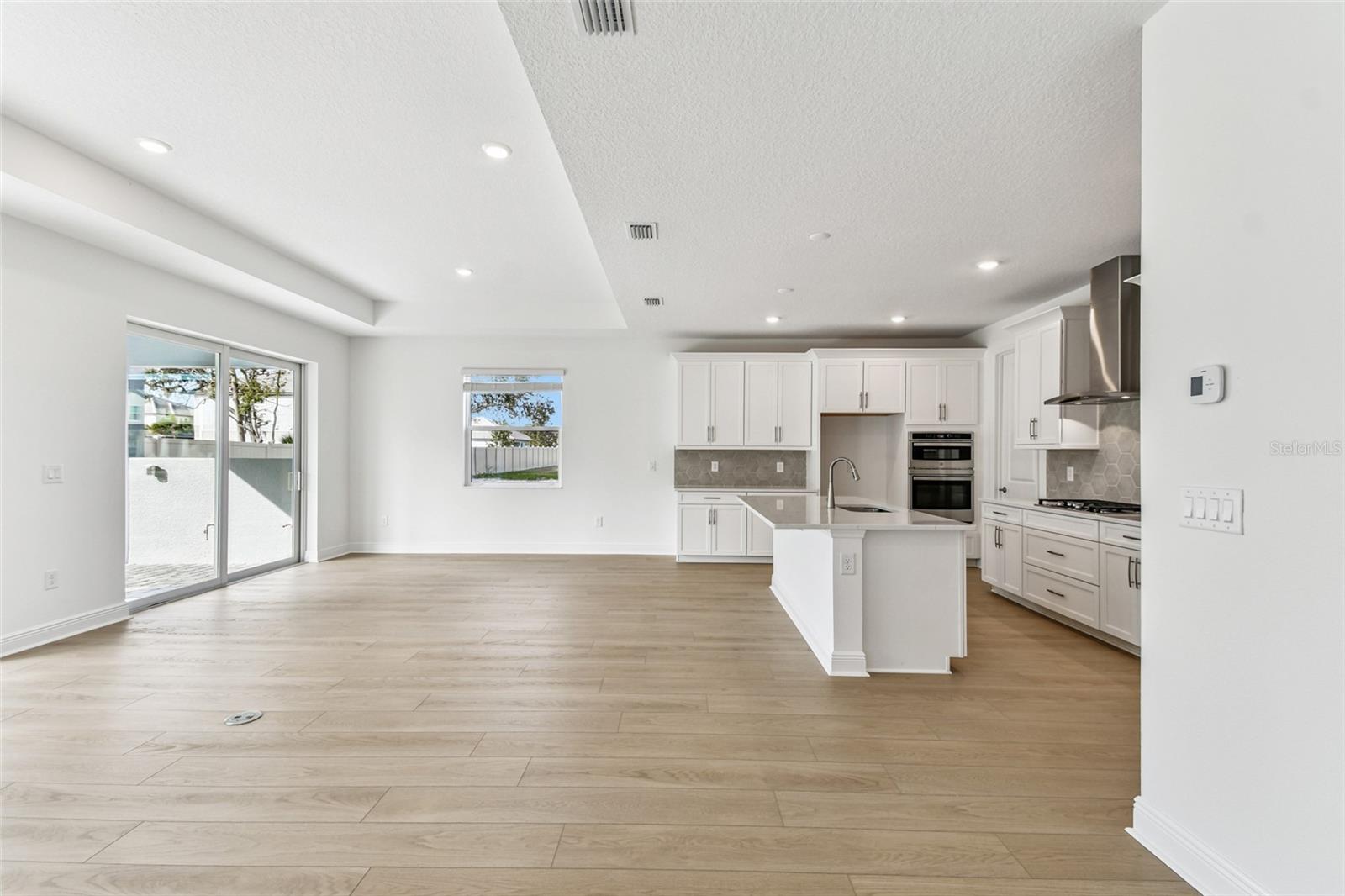 HAWKSTONE - Residential