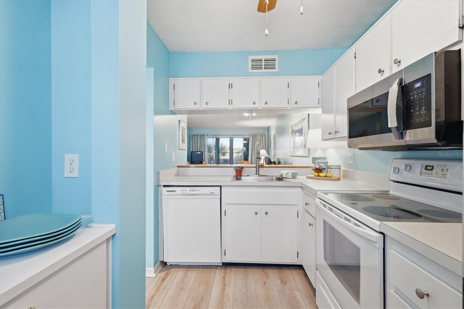 WESTCHESTER GARDEN & PLAN - Residential