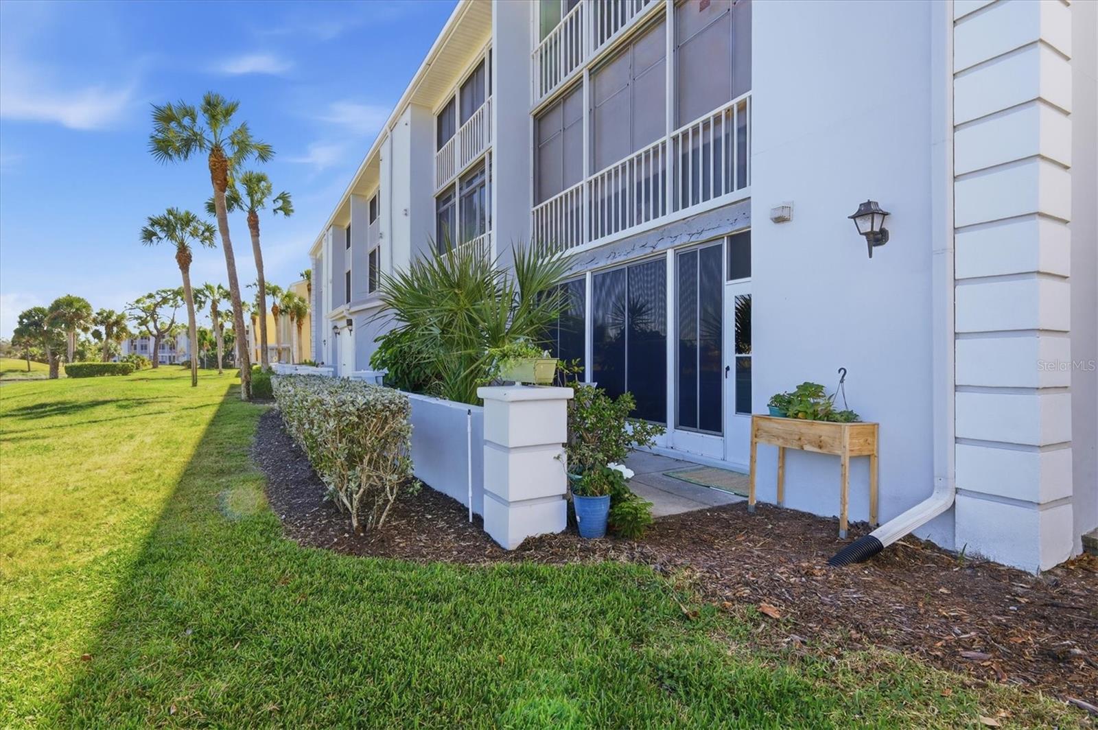 WESTCHESTER GARDEN & PLAN - Residential