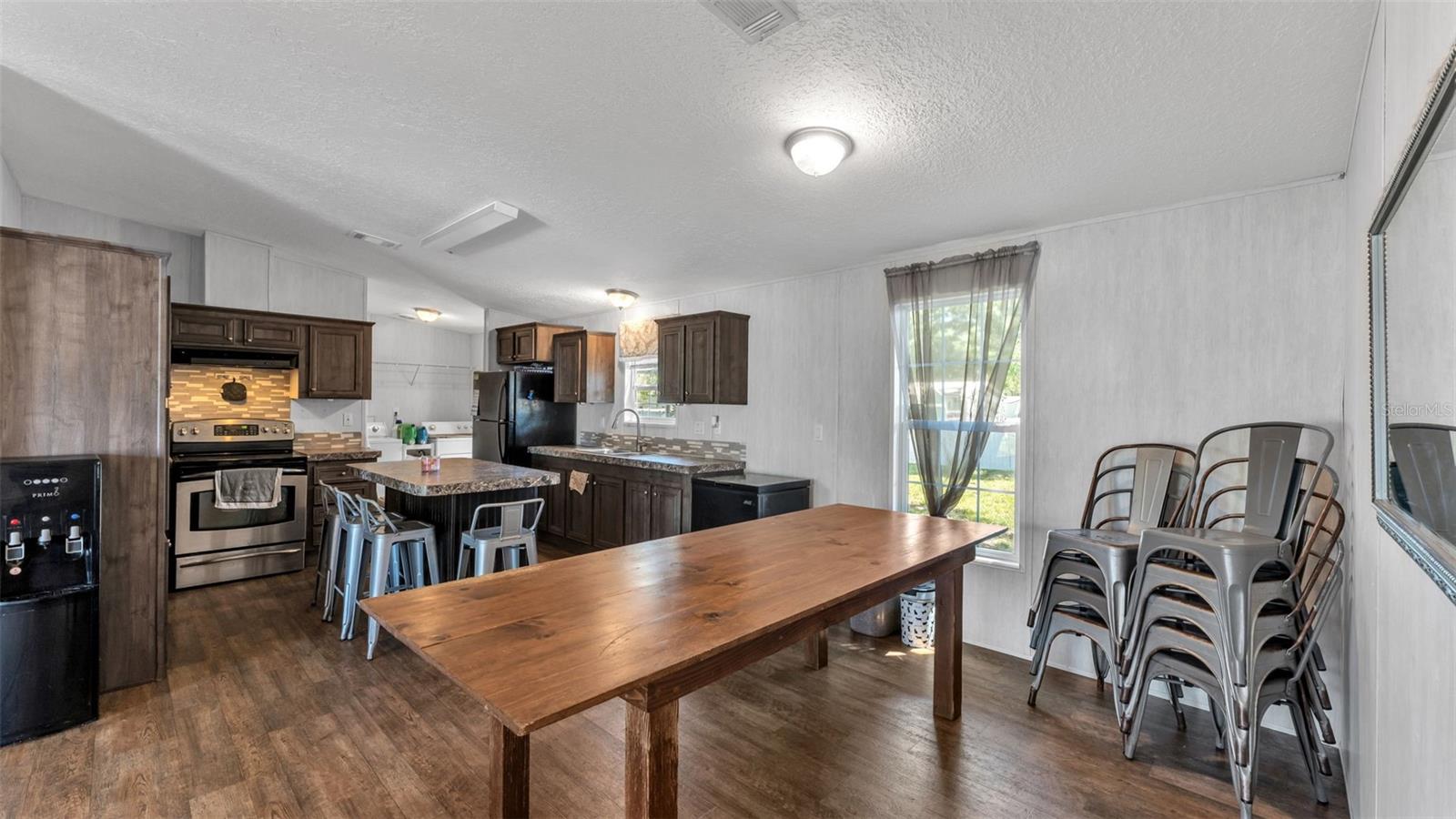 PIONEER TRAILS PH 02 - Residential