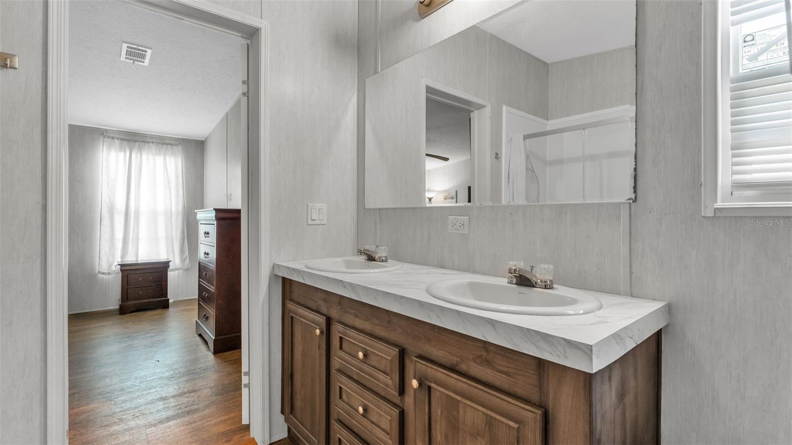 PIONEER TRAILS PH 02 - Residential