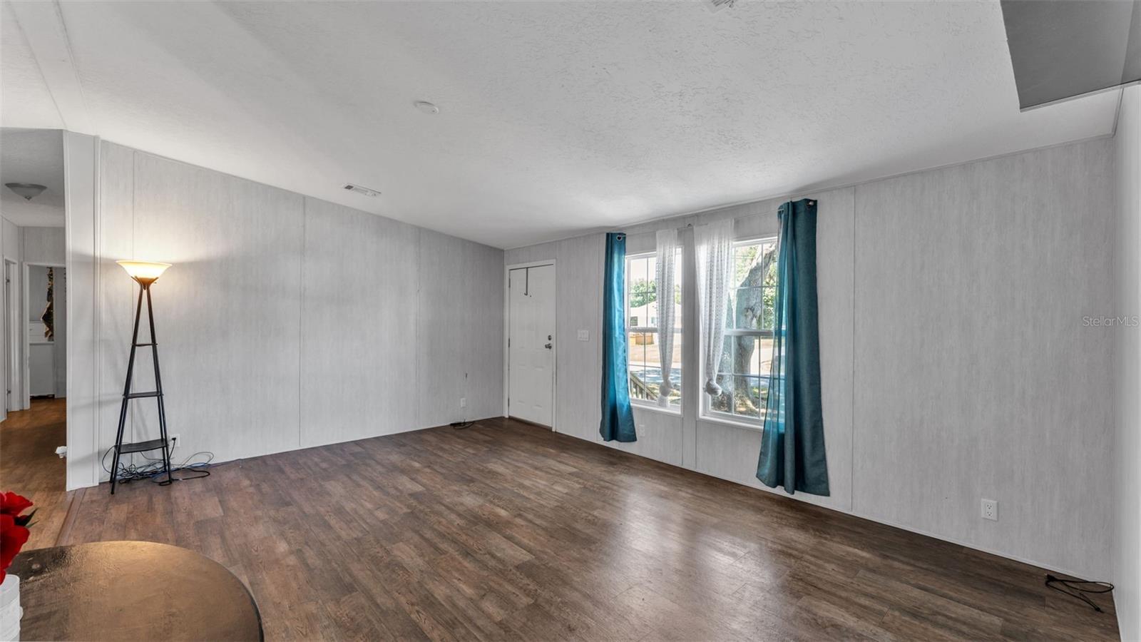 PIONEER TRAILS PH 02 - Residential