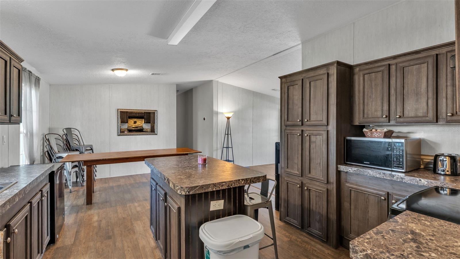 PIONEER TRAILS PH 02 - Residential