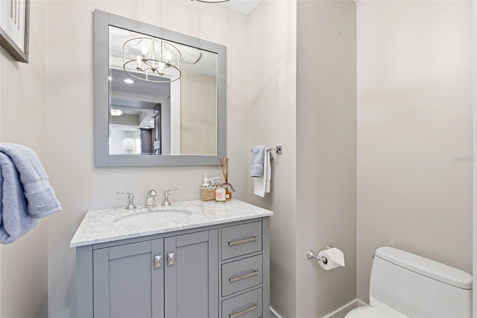 PARKSHORE PLAZA CONDO - Residential