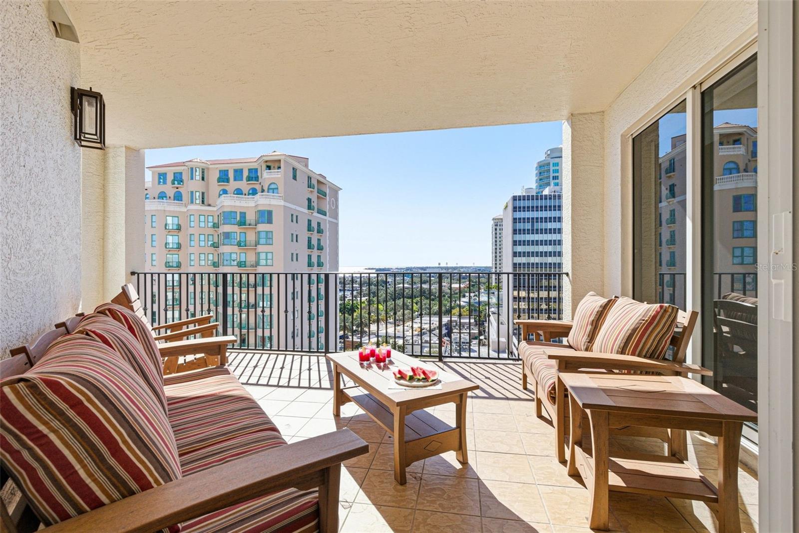 PARKSHORE PLAZA CONDO - Residential