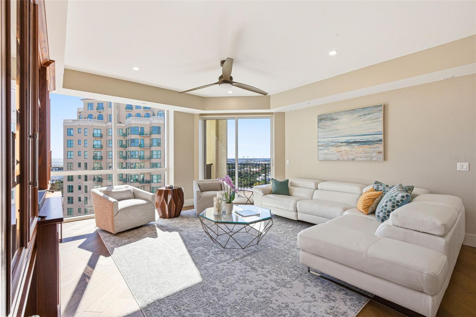 PARKSHORE PLAZA CONDO - Residential