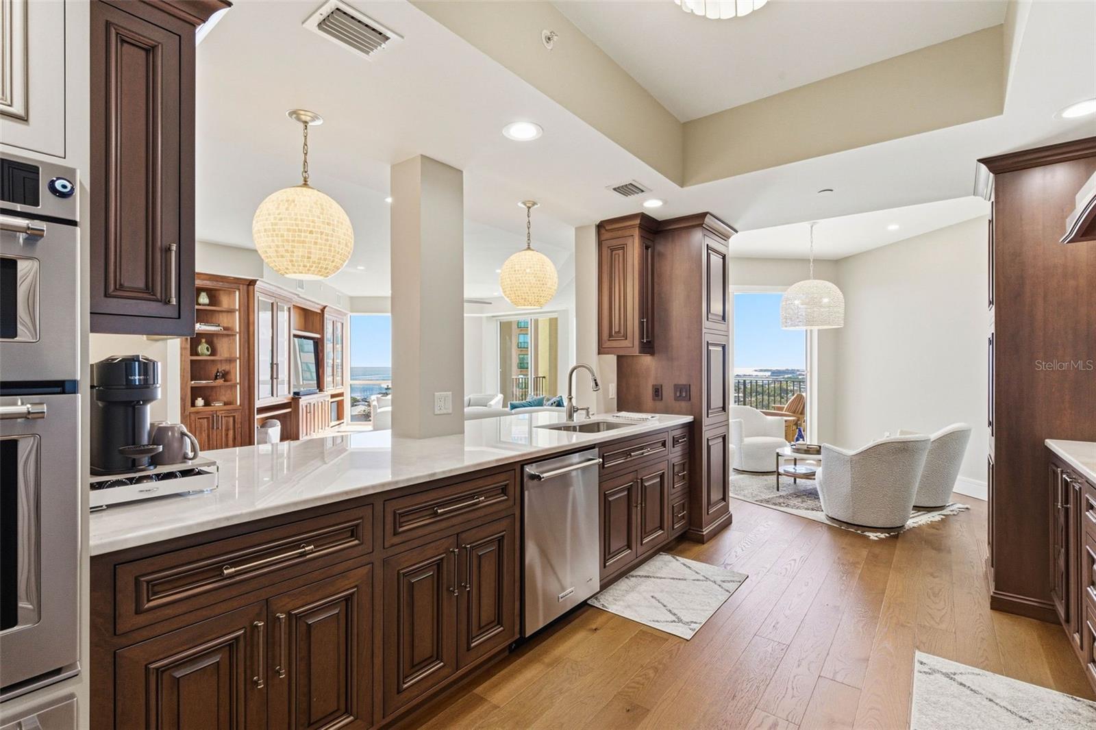 PARKSHORE PLAZA CONDO - Residential