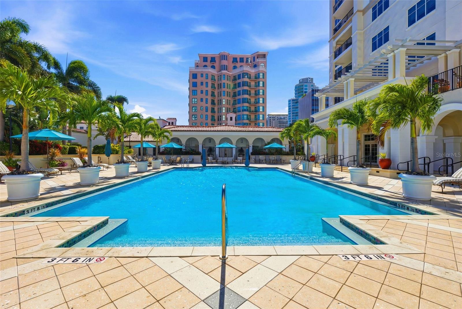 PARKSHORE PLAZA CONDO - Residential