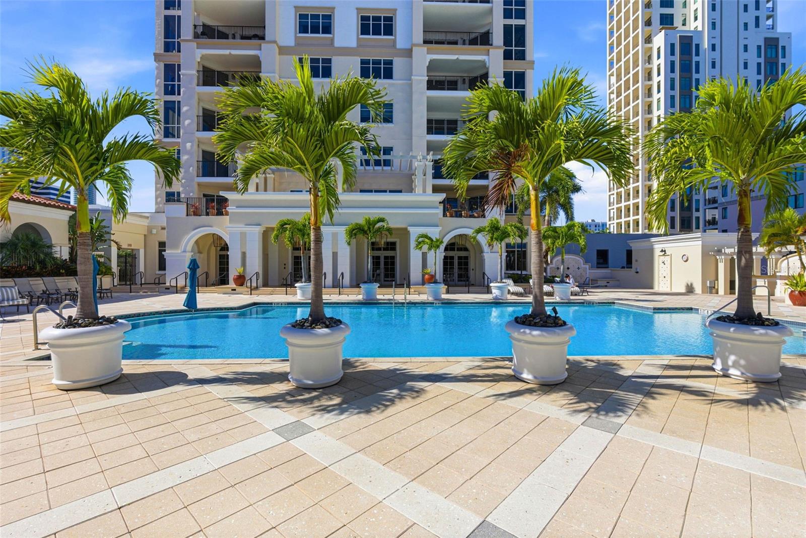 PARKSHORE PLAZA CONDO - Residential