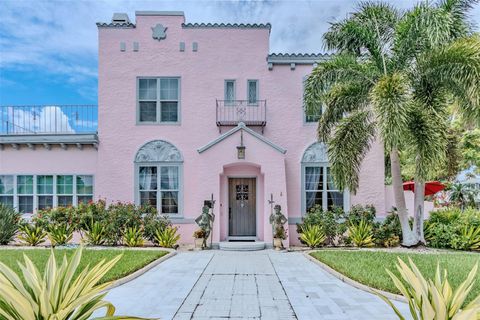 A home in SARASOTA