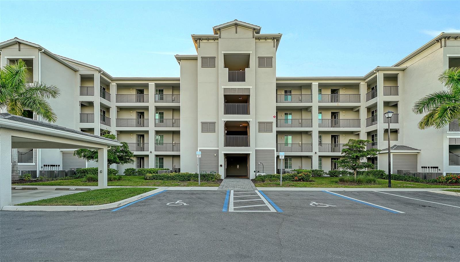 12240 WELLEN GOLF STREET 403 - Photo 2