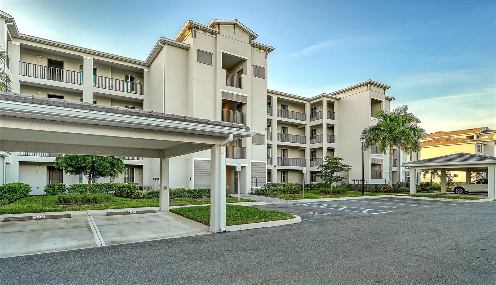 12240 WELLEN GOLF STREET 403 - Photo 3