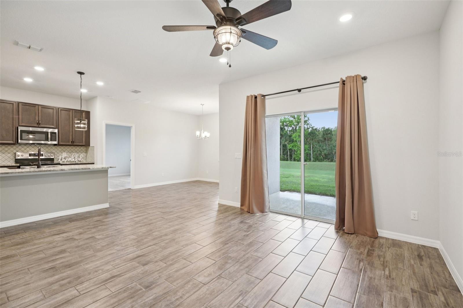 LAKE DENHAM ESTATES - Residential