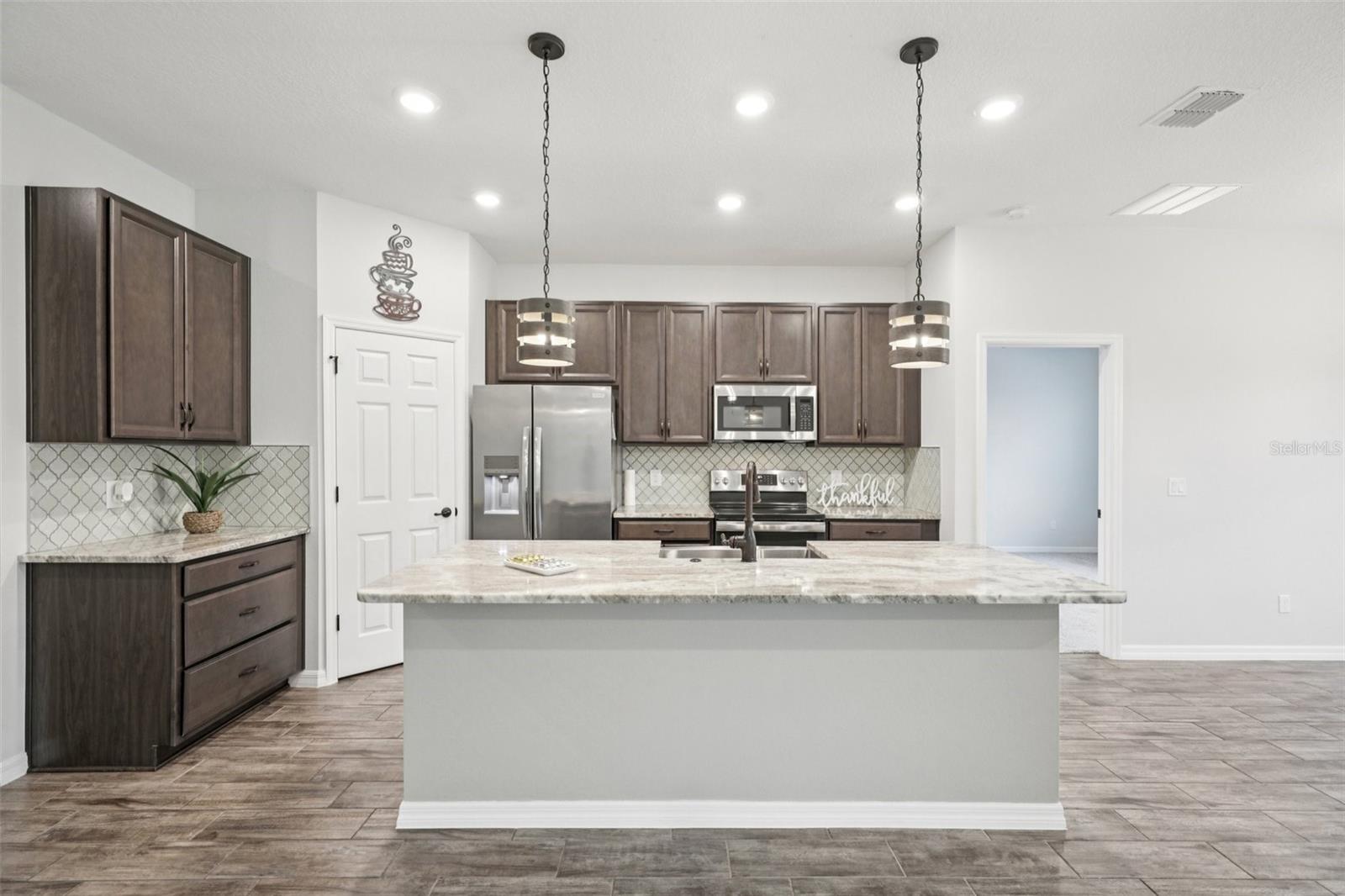 LAKE DENHAM ESTATES - Residential