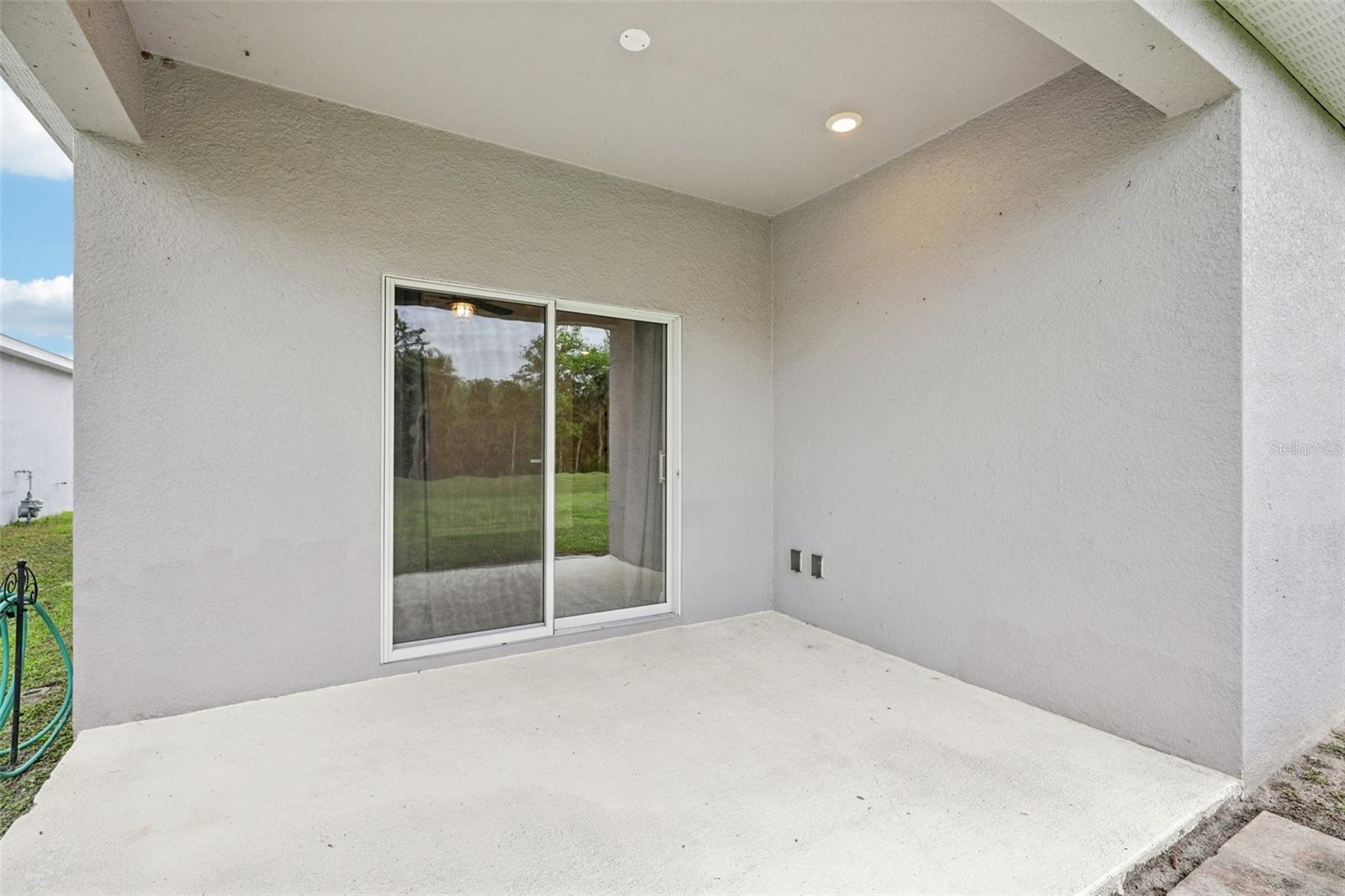 LAKE DENHAM ESTATES - Residential