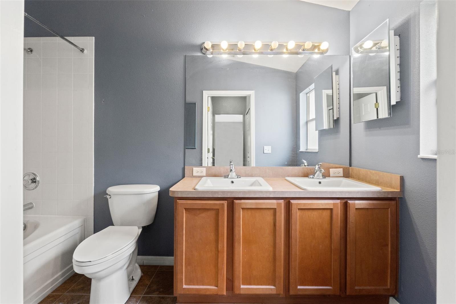 STERLING HILL PH 1A - Residential
