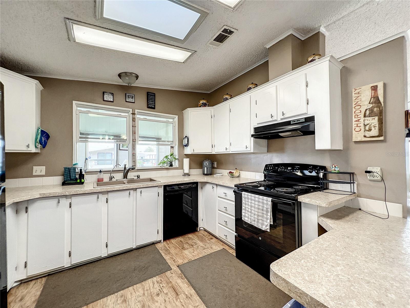 BROOKHAVEN VILLAGE FIRST ADD - Residential