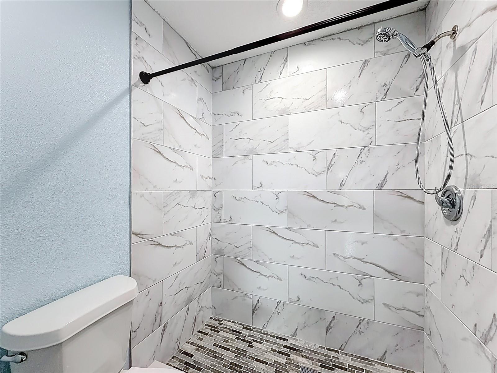 COLONIAL LANDINGS PH 05 - Residential