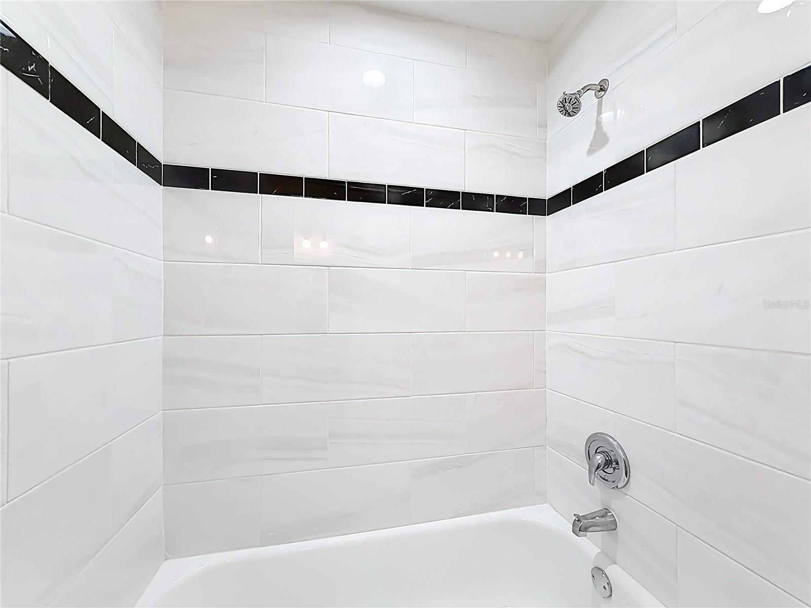 COLONIAL LANDINGS PH 05 - Residential