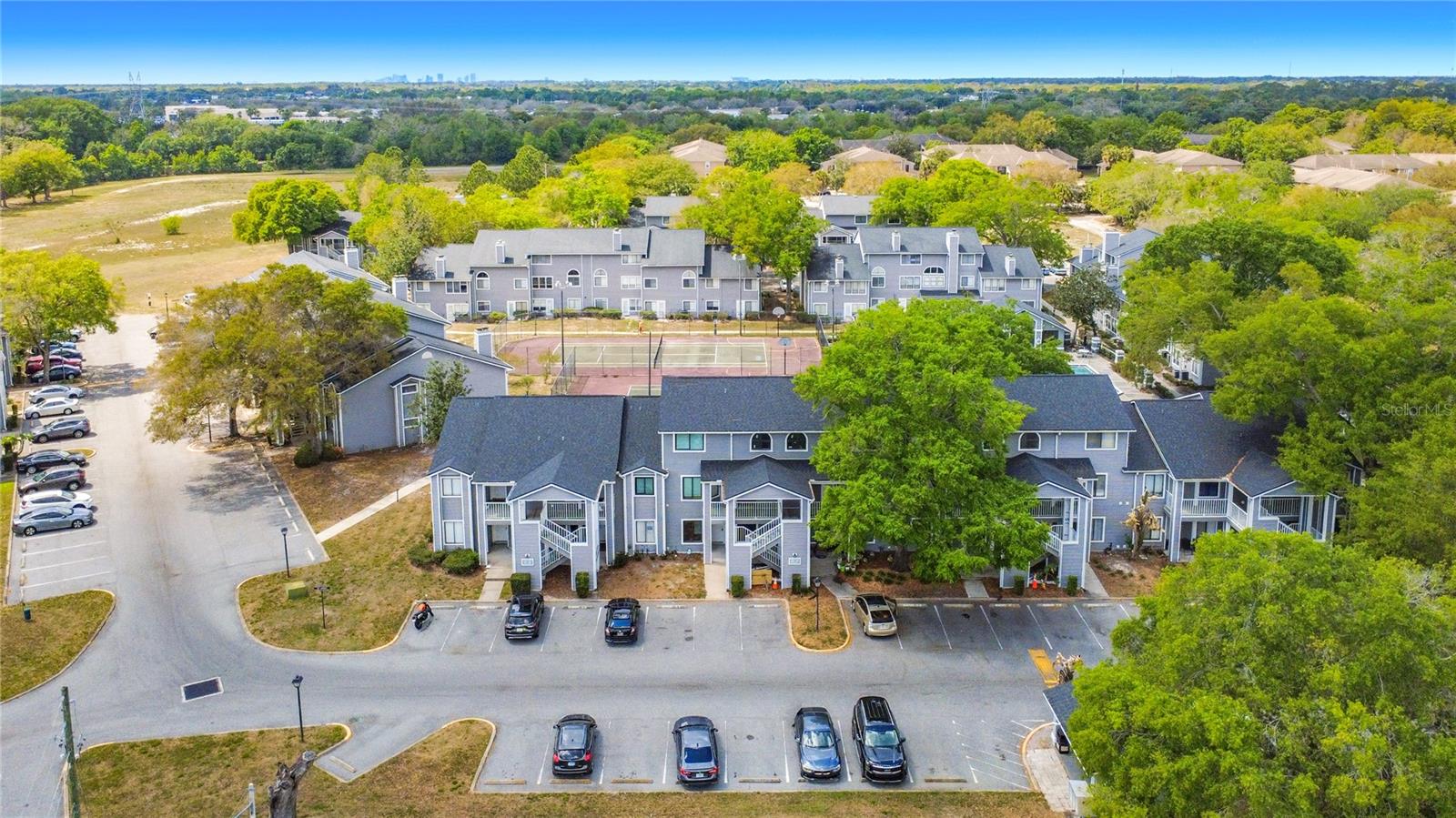 COLONIAL LANDINGS PH 05 - Residential