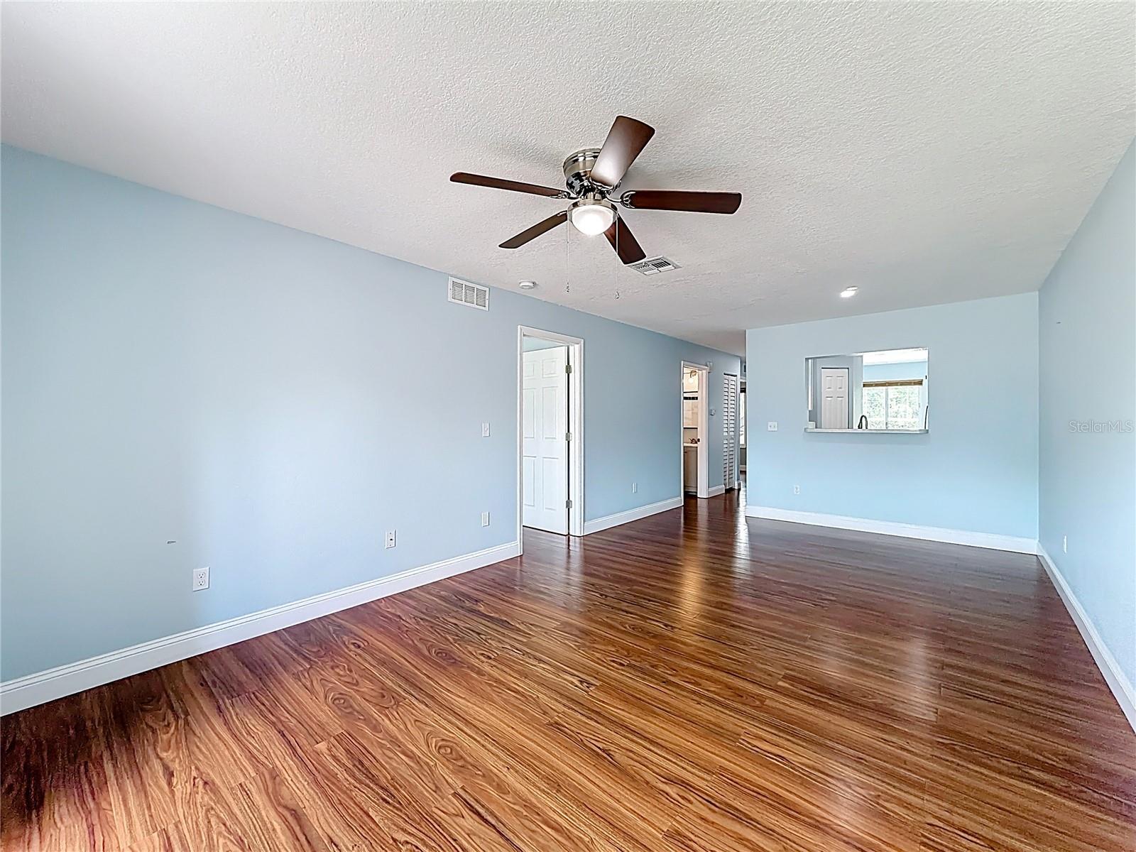 COLONIAL LANDINGS PH 05 - Residential