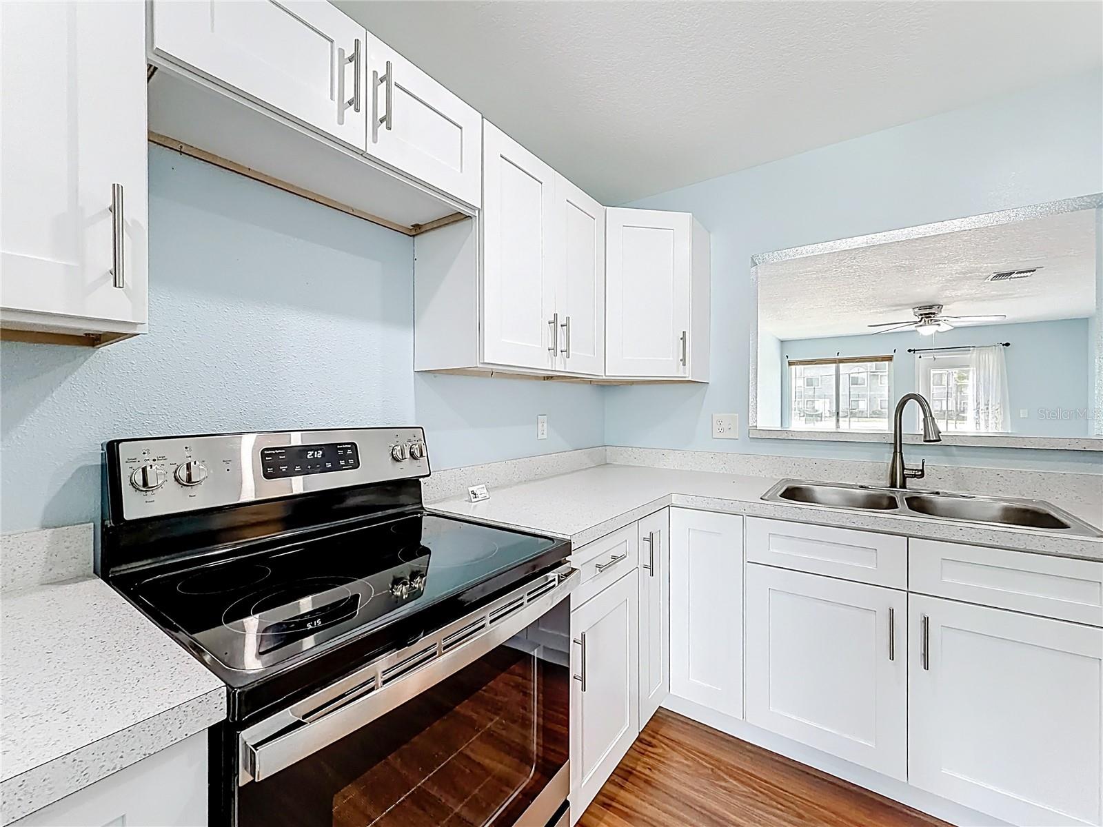 COLONIAL LANDINGS PH 05 - Residential