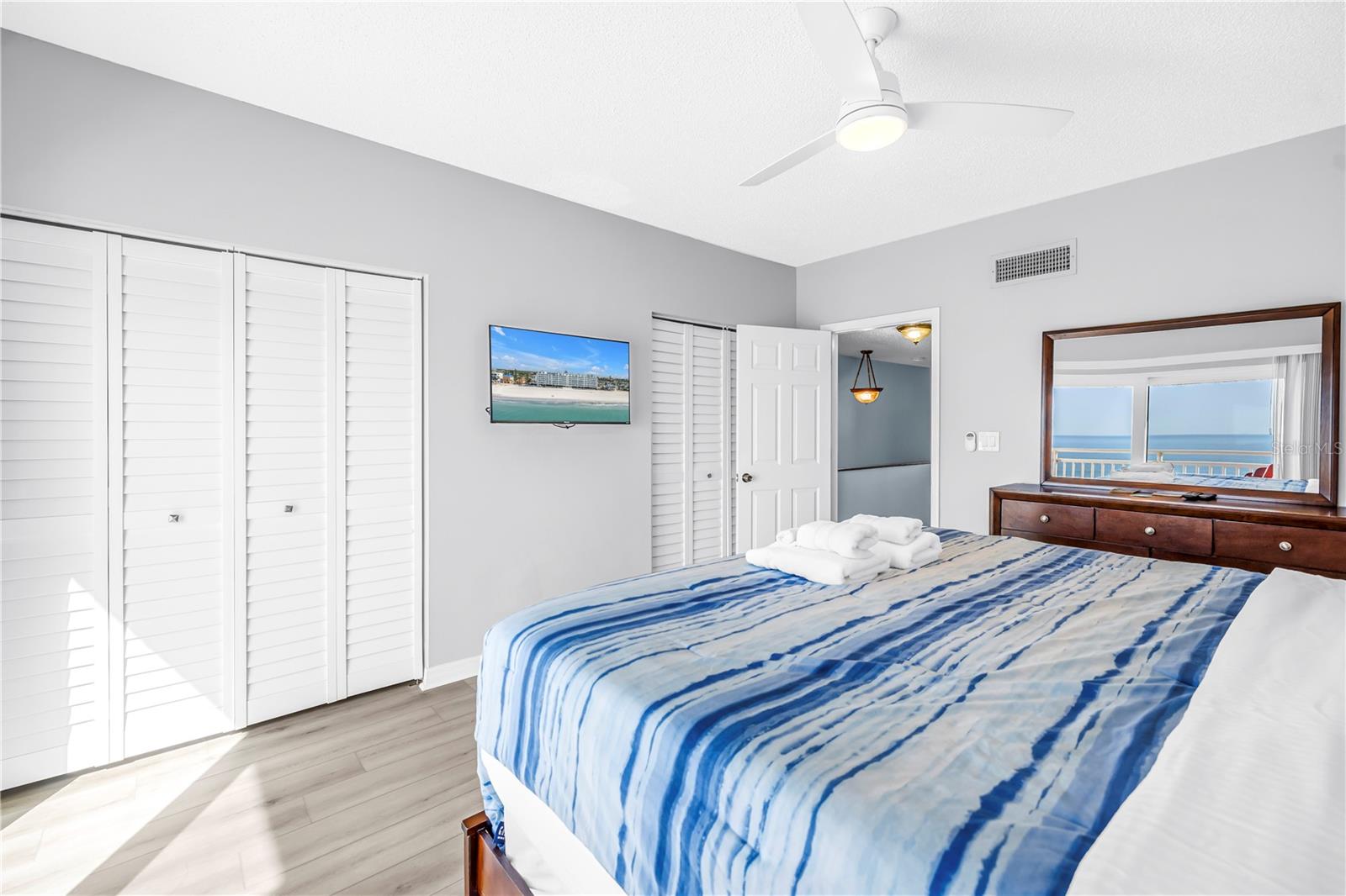 SUNSET CHATEAU CONDO - Residential