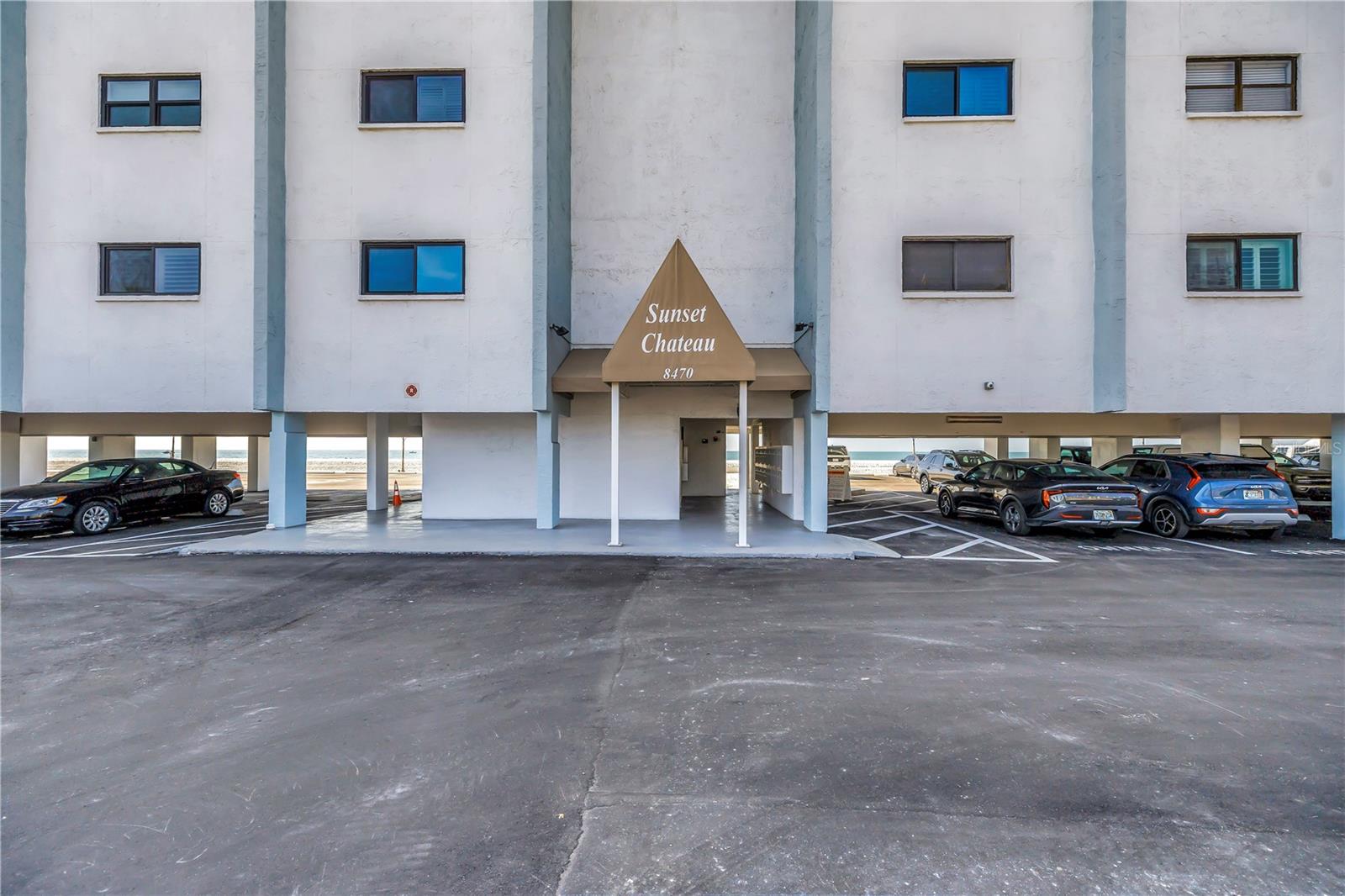 SUNSET CHATEAU CONDO - Residential