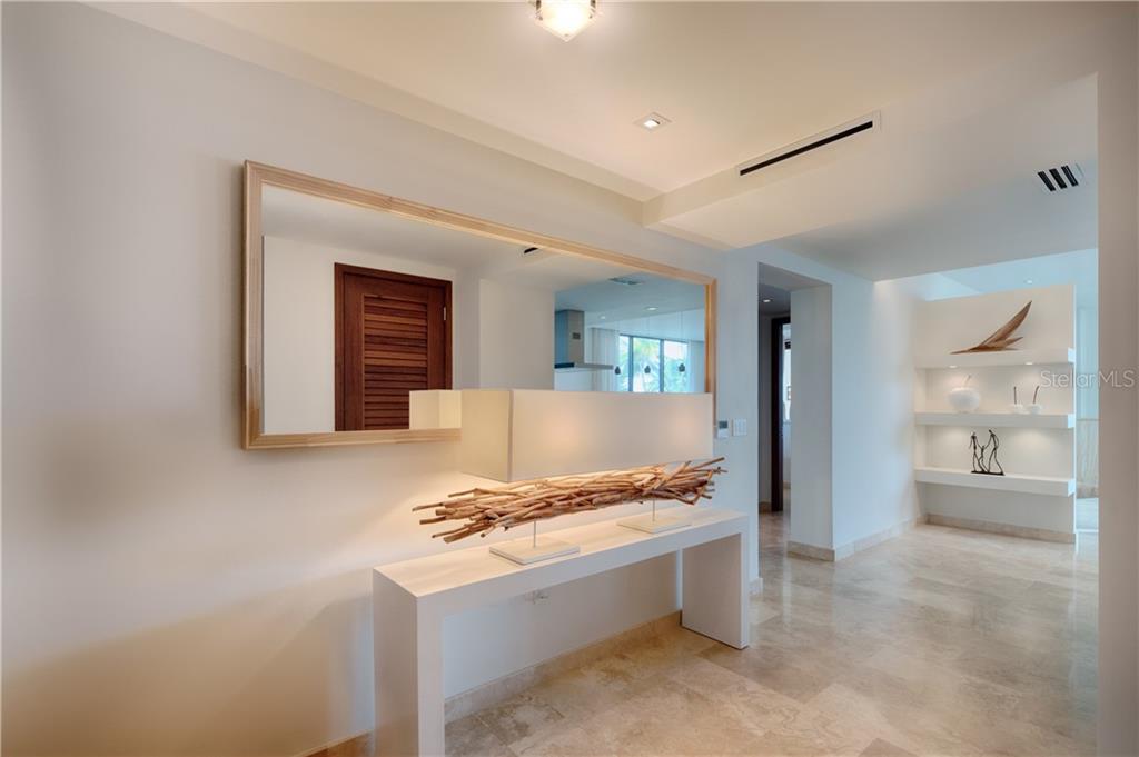 DORADO BEACH - Residential