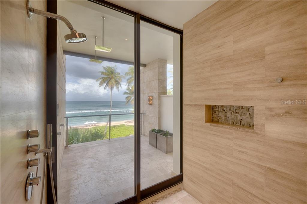 DORADO BEACH - Residential