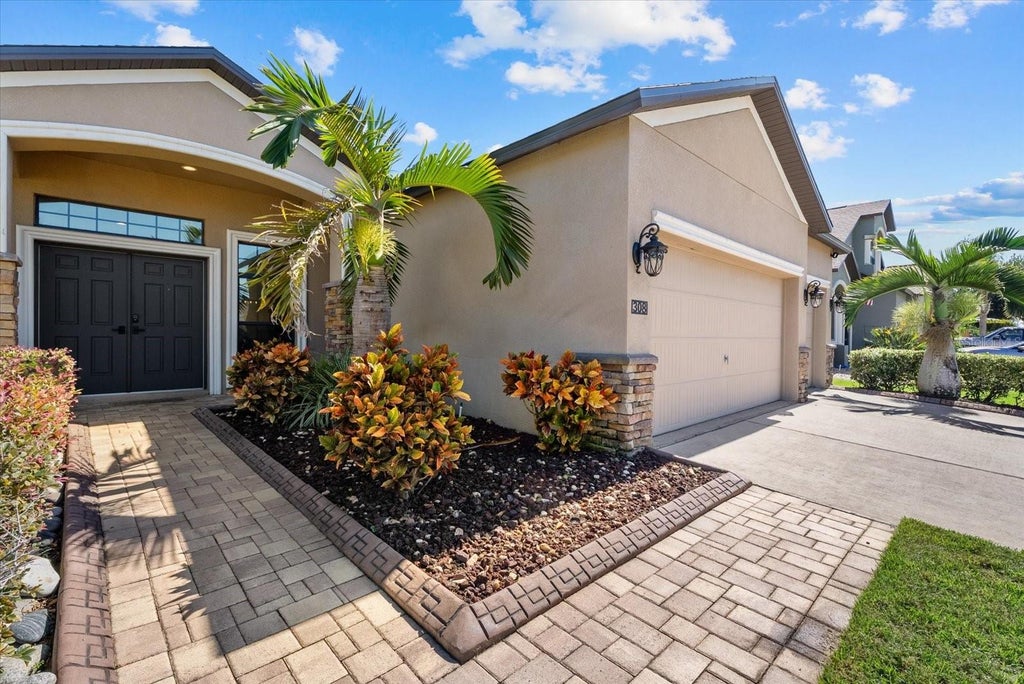 Photo of 308 Star Shell Drive, Apollo Beach, FL 33572 (MLS # TB8559997)