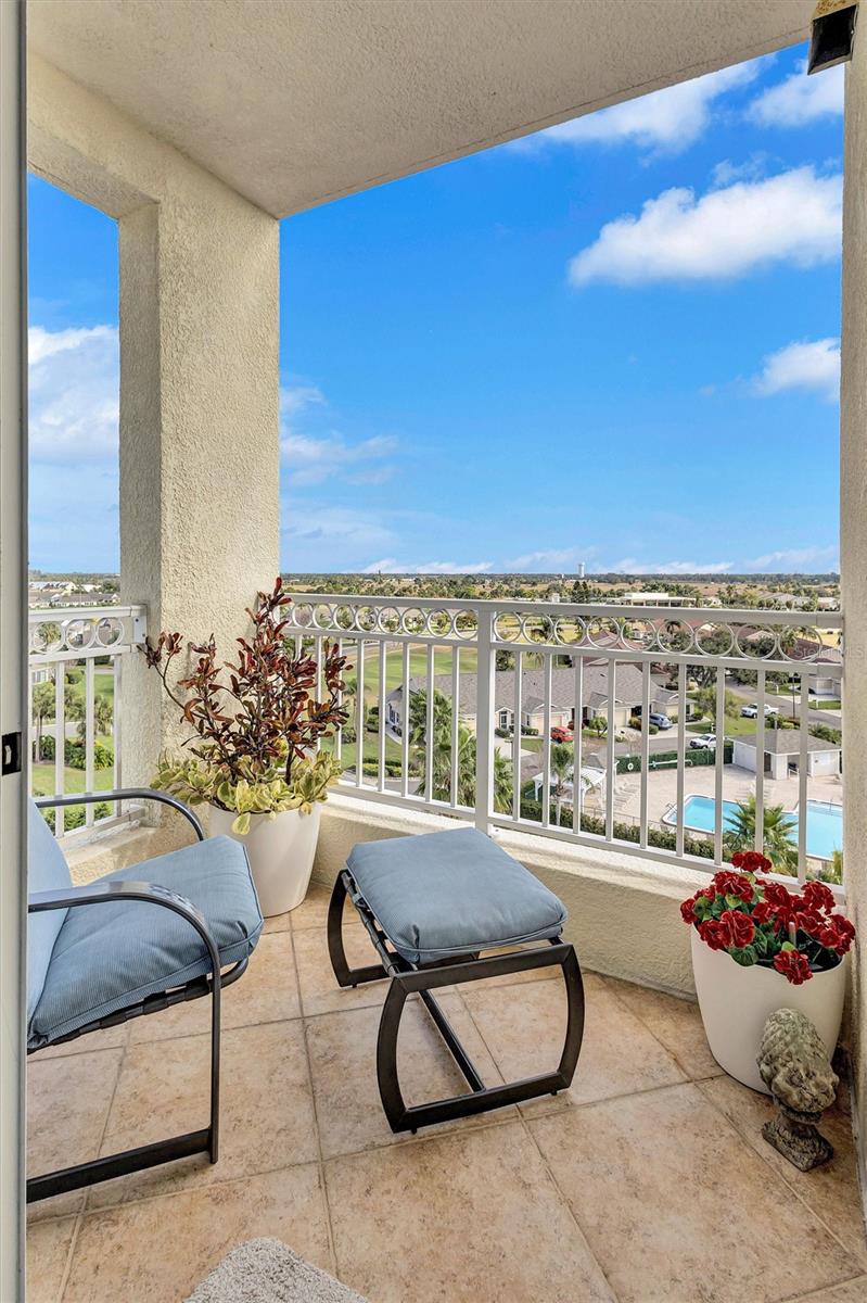 BAY CLUB PH I - Residential