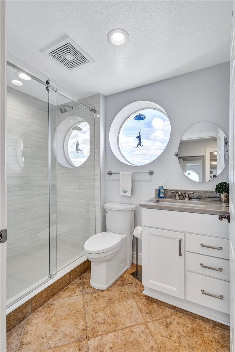 BAY CLUB PH I - Residential