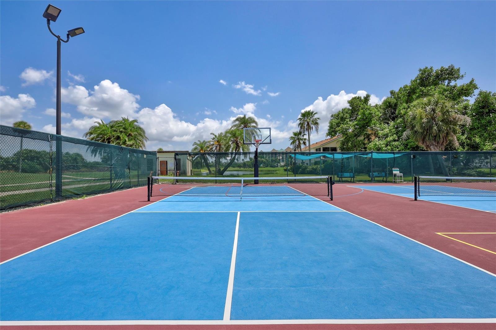 BAY CLUB PH I - Residential