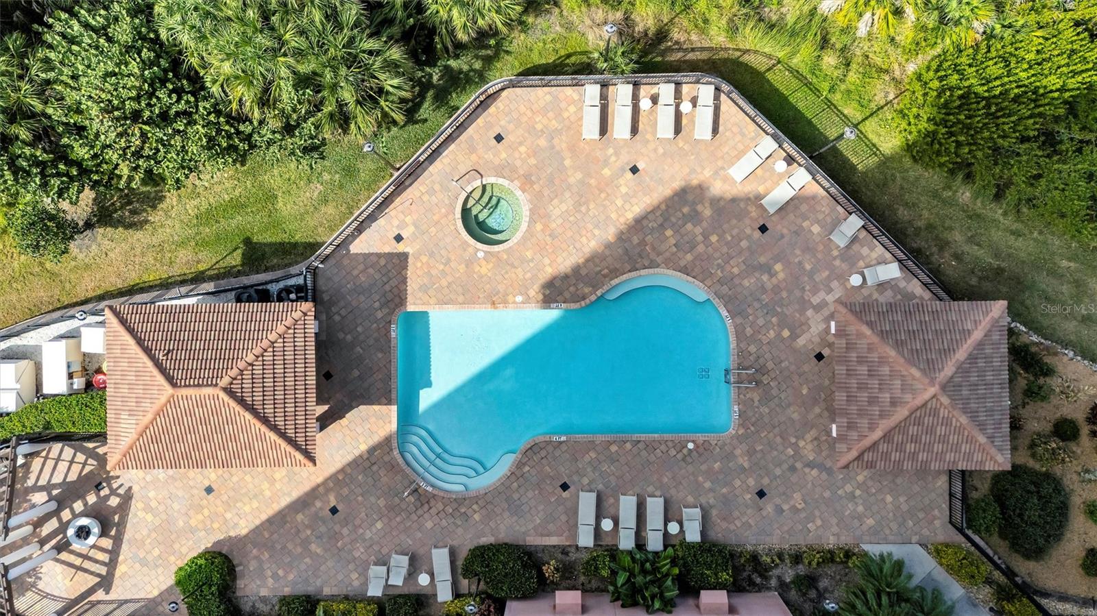 BAY CLUB PH I - Residential