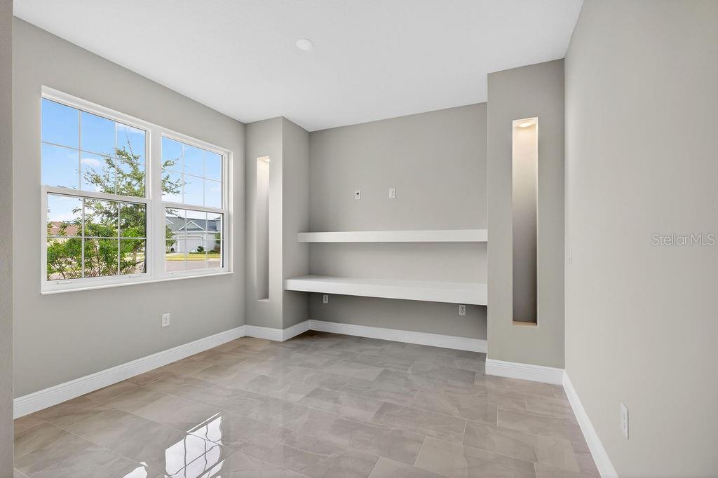 LAKES OF MOUNT DORA - Residential