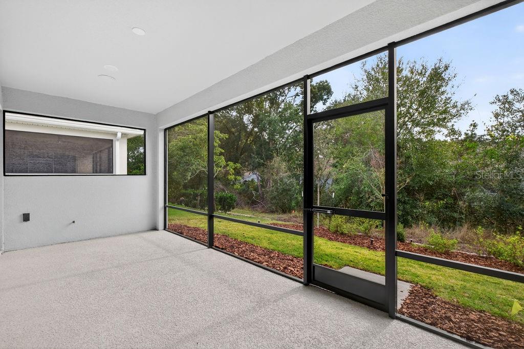 LAKES OF MOUNT DORA - Residential