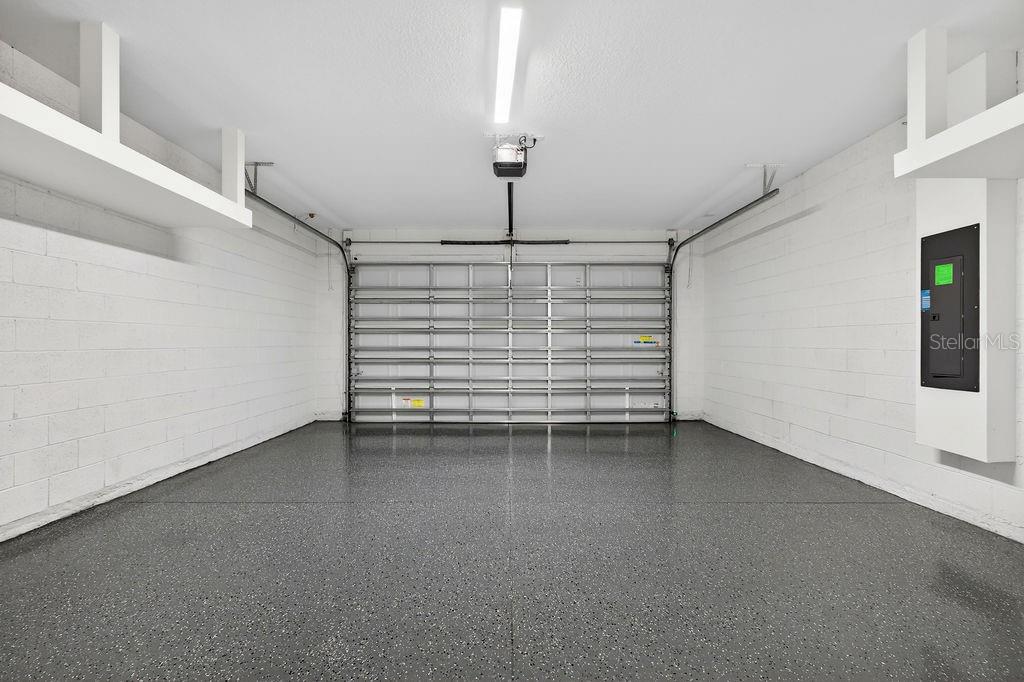 LAKES OF MOUNT DORA - Residential