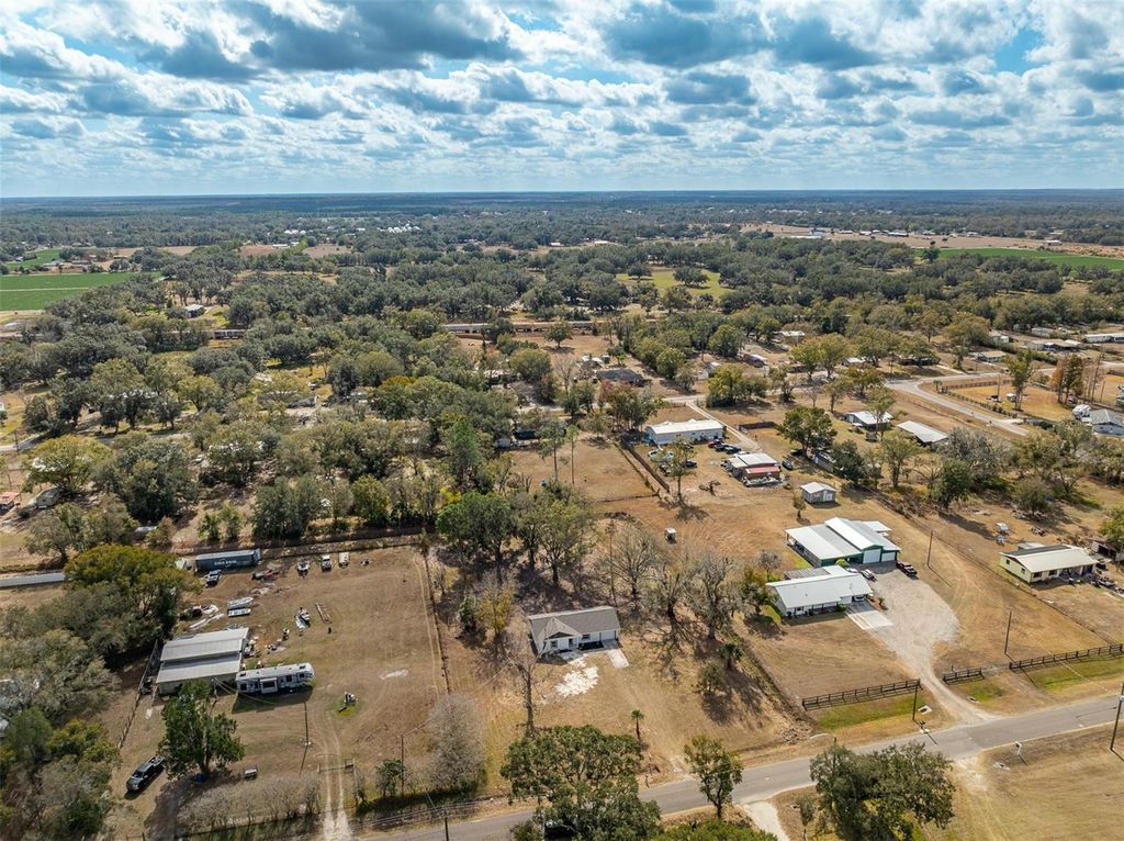 Photo of 9331 Edison Road, Lithia, FL 33547 (MLS # TB8466976)