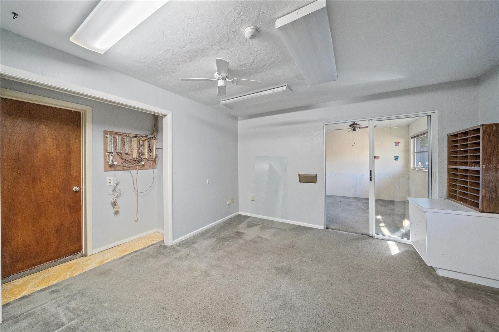 SARASOTA SPGS - Commercial Sale