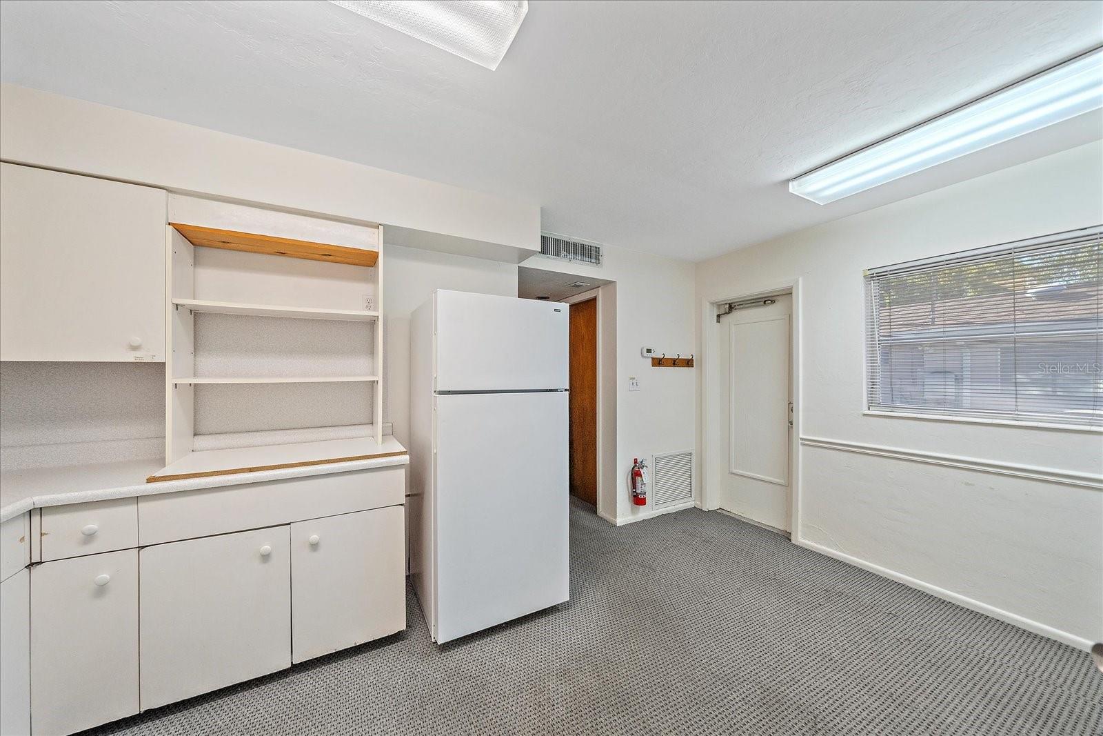 SARASOTA SPGS - Commercial Sale