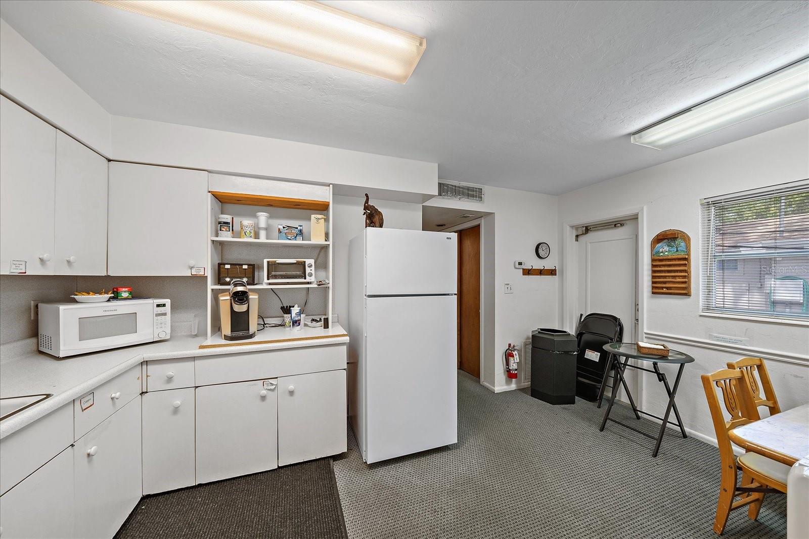 SARASOTA SPGS - Commercial Sale