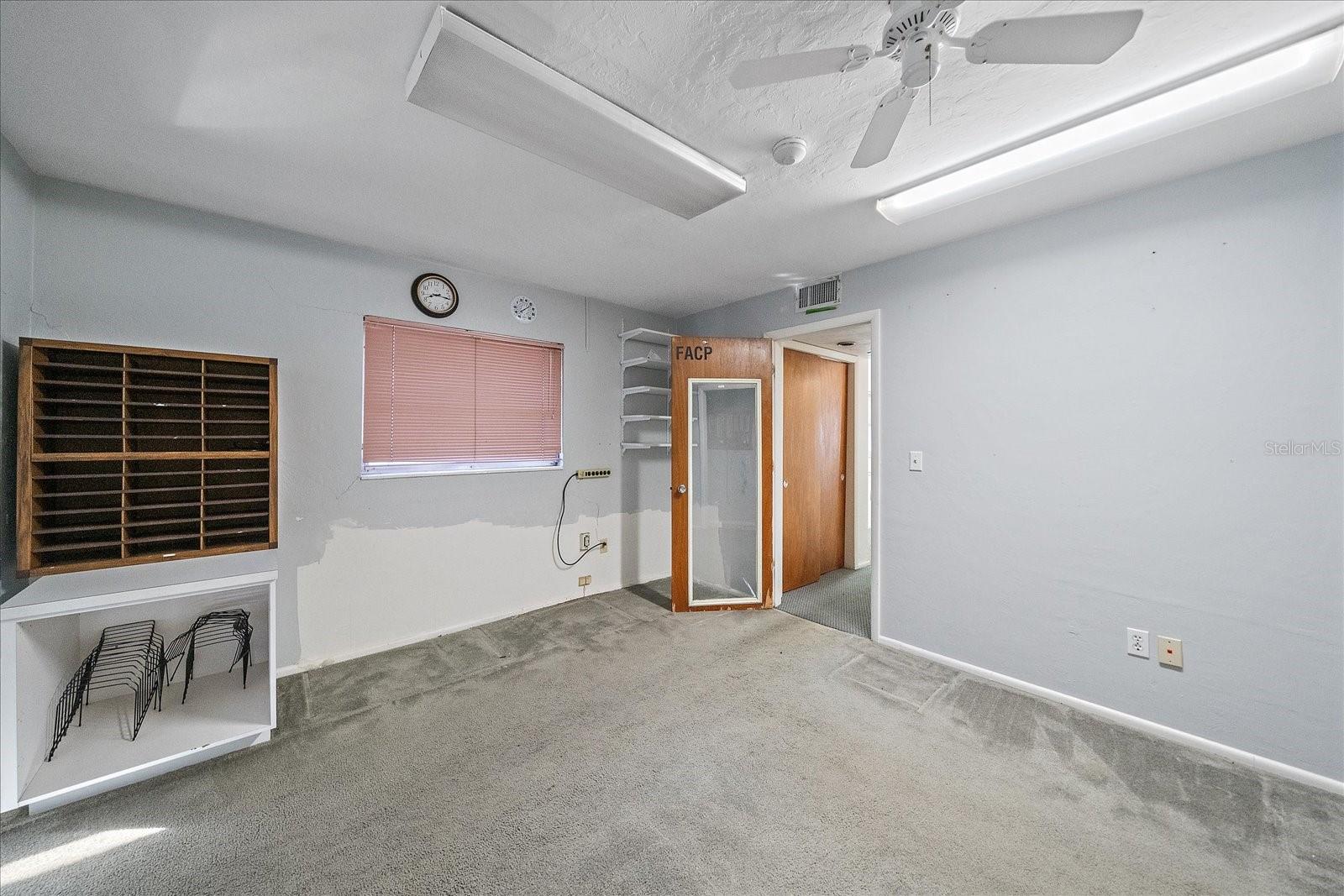 SARASOTA SPGS - Commercial Sale