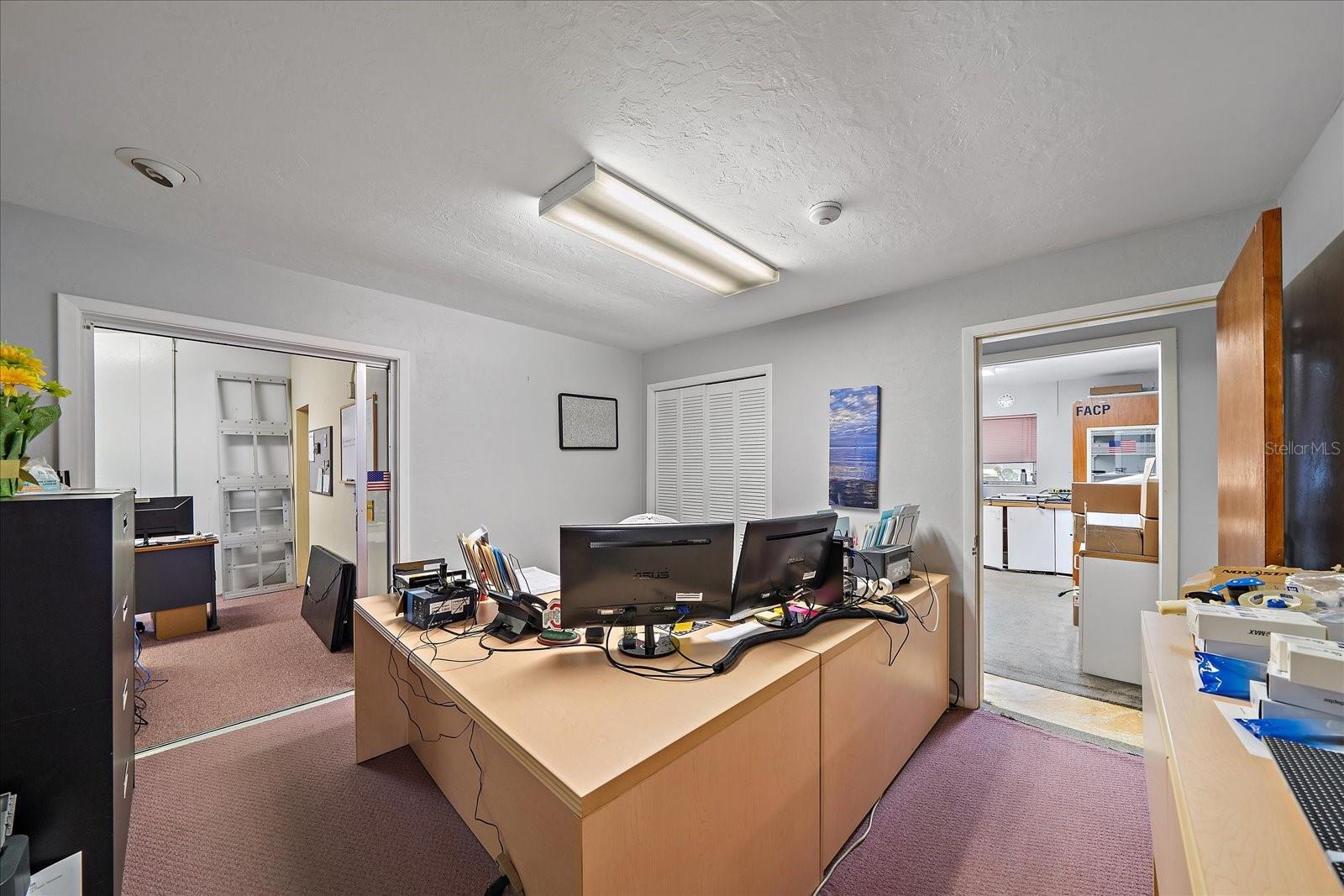 SARASOTA SPGS - Commercial Sale