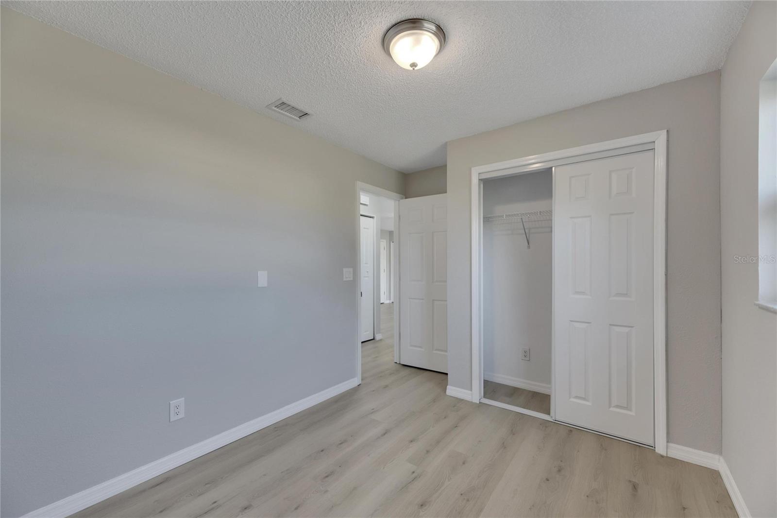 APOLLO BEACH UNIT ONE PT ONE - Residential Lease