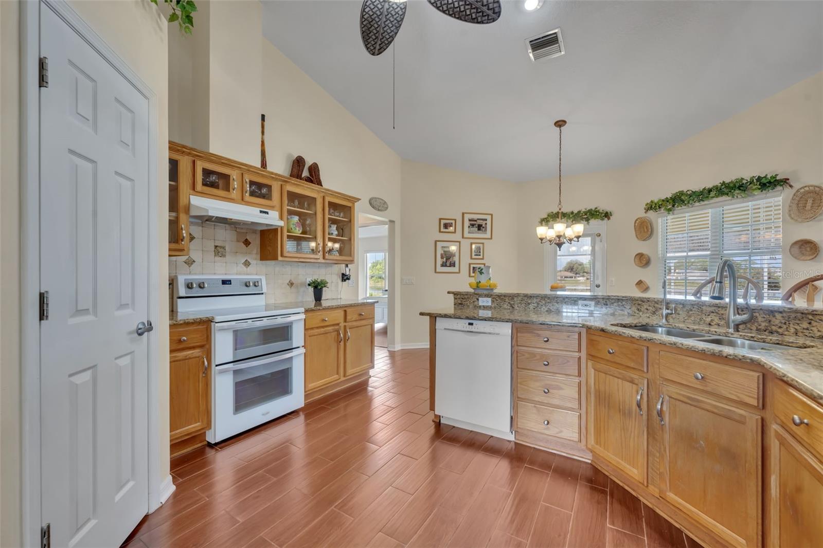 DELTONA LAKES UNIT 40 - Residential