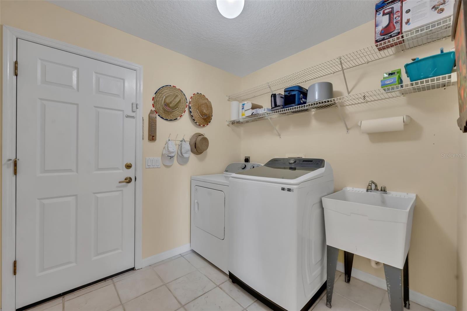 DELTONA LAKES UNIT 40 - Residential