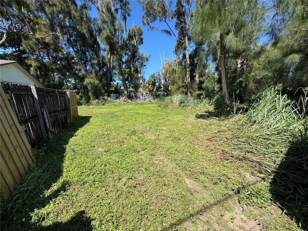 34237 - Sarasota community | Sarasota Real Estate 58 Photo of 800 S Jefferson Avenue, Sarasota, FL 34237 (MLS # A4665156)