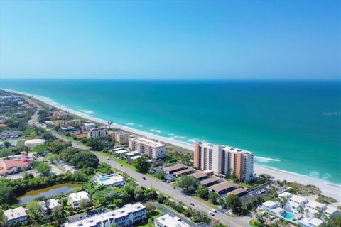 A home in LONGBOAT KEY