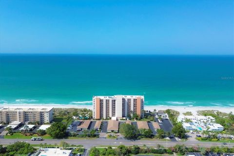 A home in LONGBOAT KEY